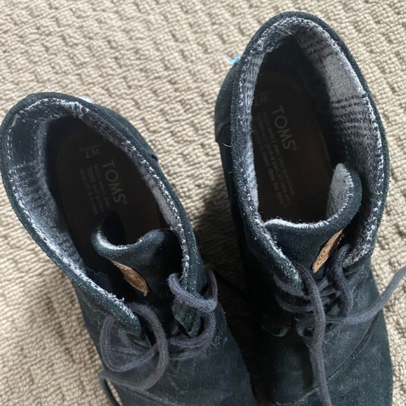TOMS Wedge Bootie - Black - Size 7 - Picture 4 of 6